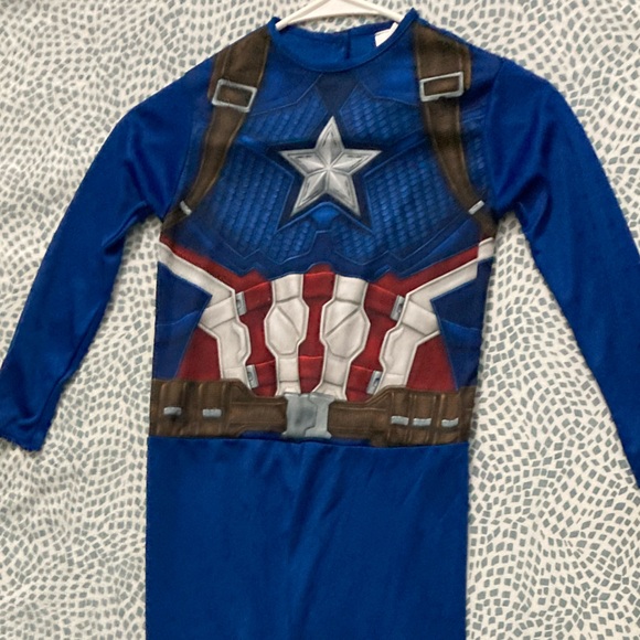 🎯Rubie's Captain America
Costumes for Boys Size :Small 👉🏻👉🏻One piece only - Picture 8 of 8